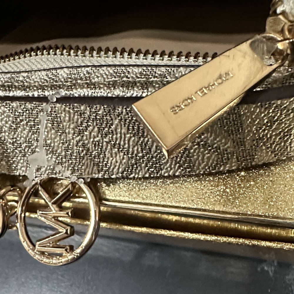 Michael Kors Gold and Cream Crossbody Bag - Picture 4 of 4